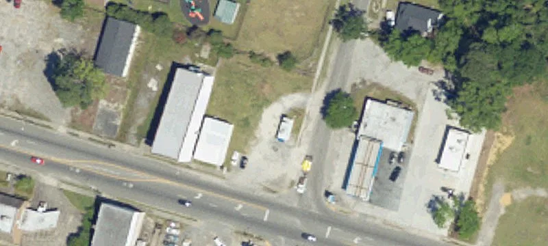 Main St