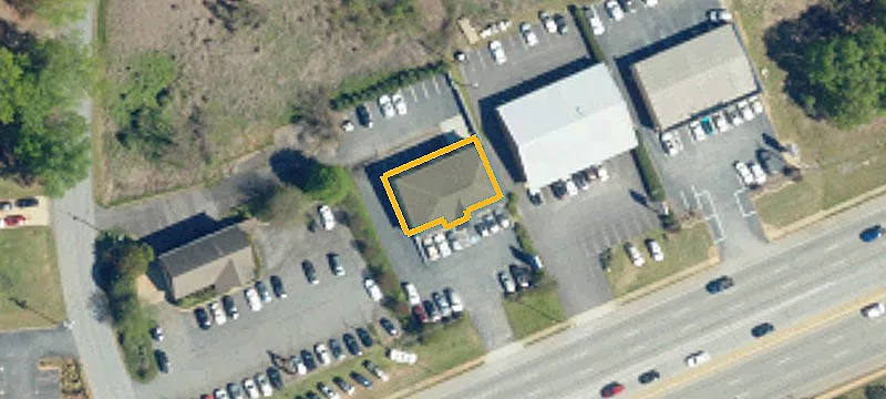 812 Wade Hampton Blvd