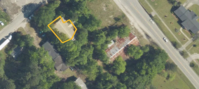 Snyder St
