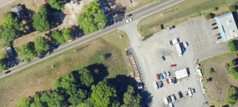 Railroad Ave