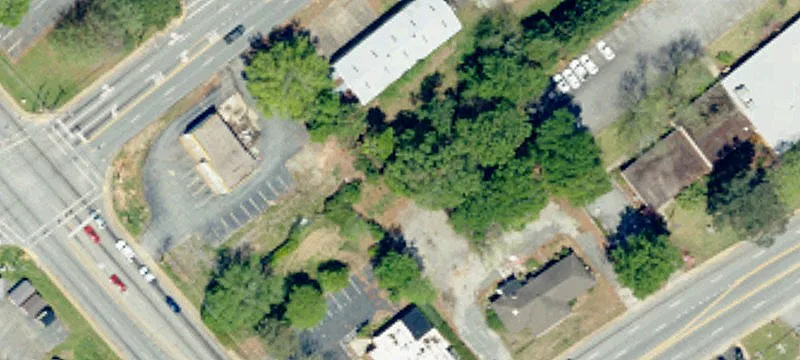 1138 Byp 72nd NE