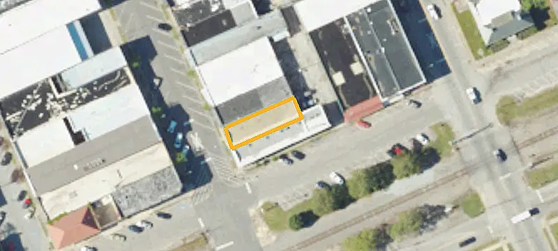 Oak St