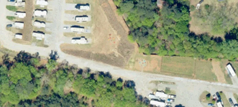 894 Robinson Rd