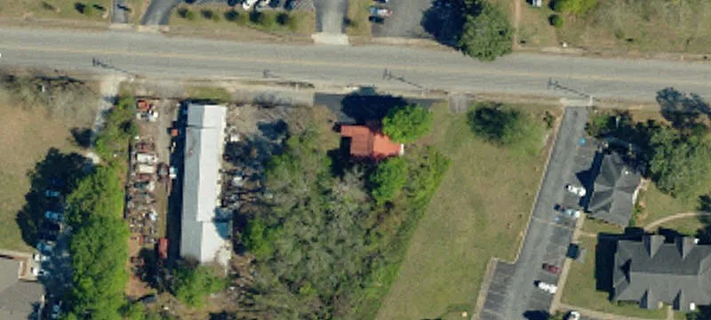 912 Main St