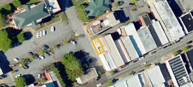 1214 Lindsay St