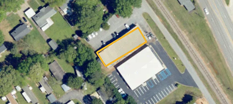 425 Main St