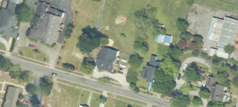 112 Thomas St