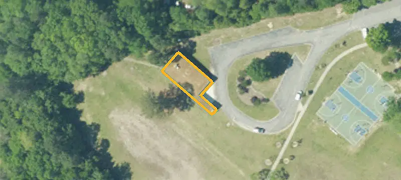 738 Old Edgefield Rd