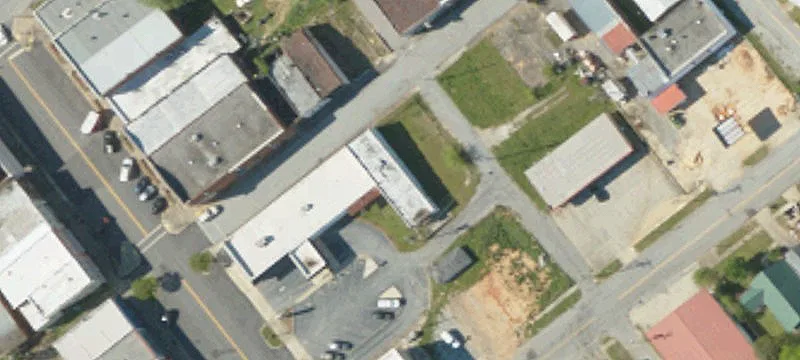 24 Market St