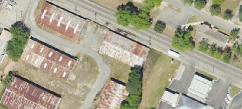 172 Railroad W Ave