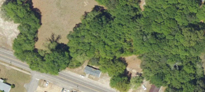 304 Railroad W Ave