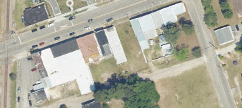 120 Broadway St