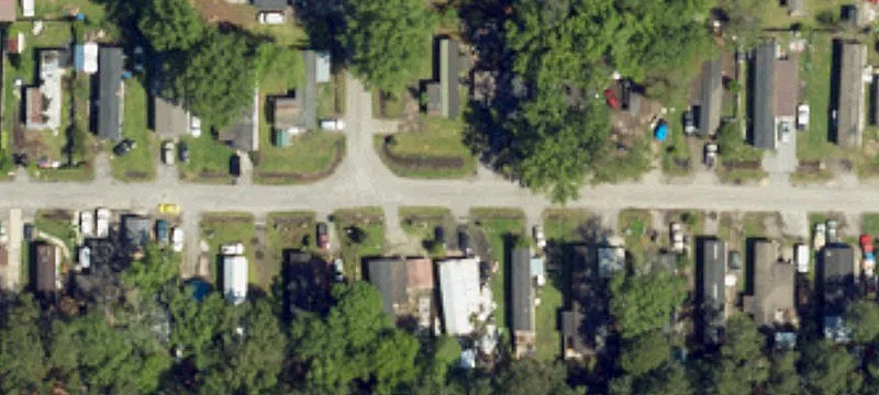 36 Riverside Dr