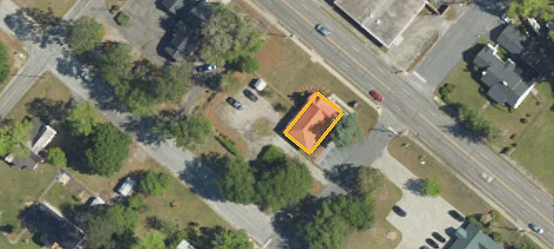 401 Elm E St