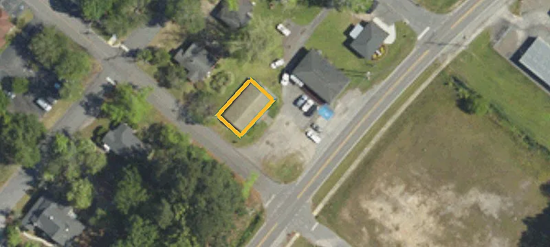 204 3rd E St