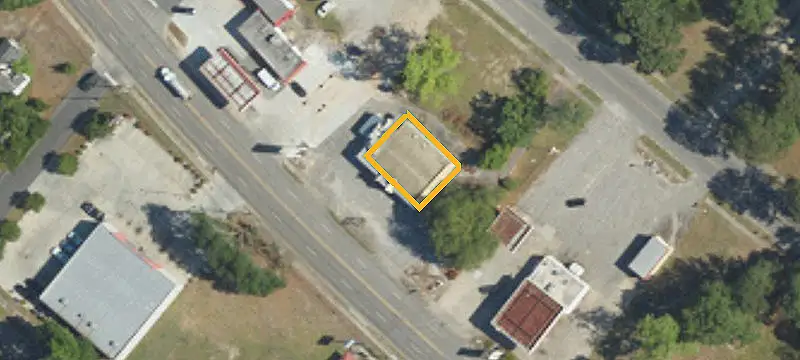 606 Elm W St