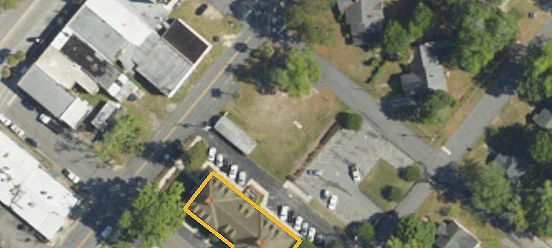203 1st E St