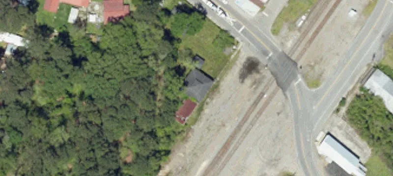 6 Railroad Ave