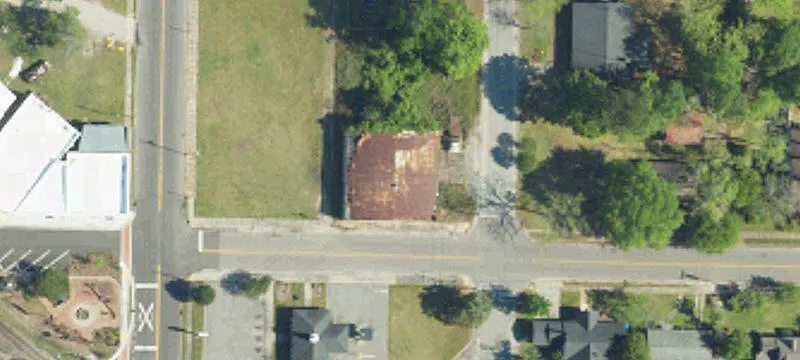 7th St