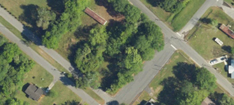 465 Esther E St
