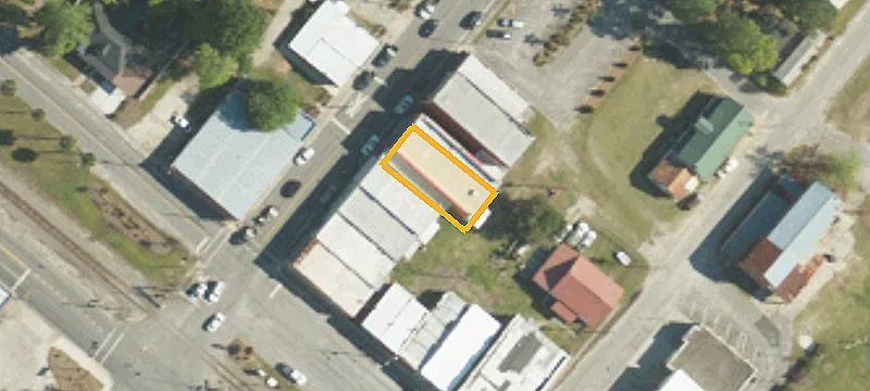 54 Main St