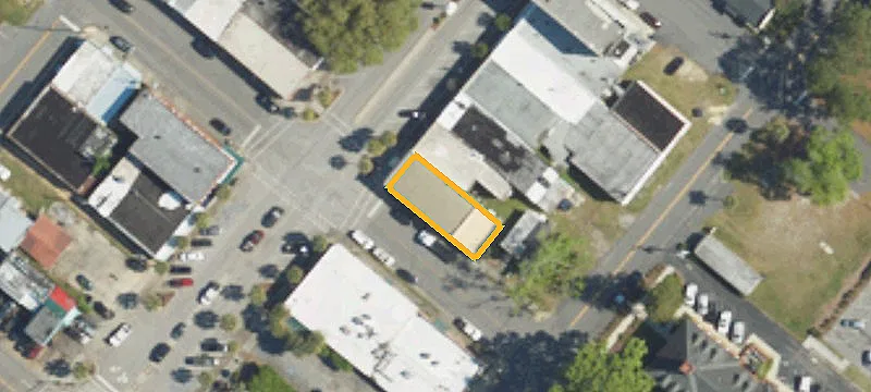 219 Lee Ave