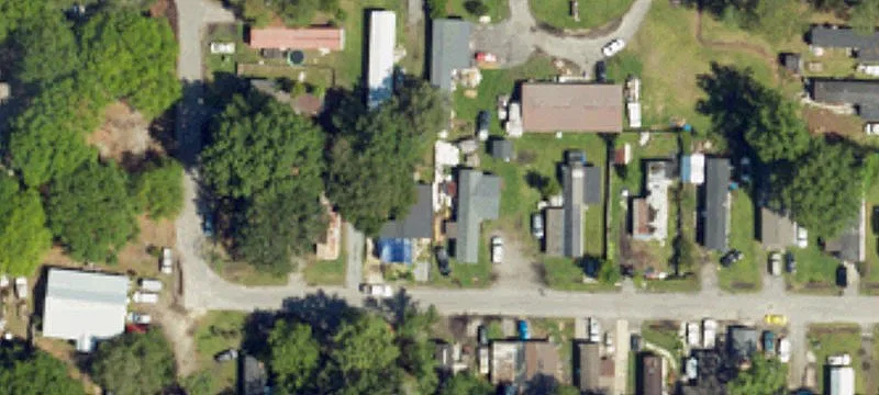 41 Riverside Dr