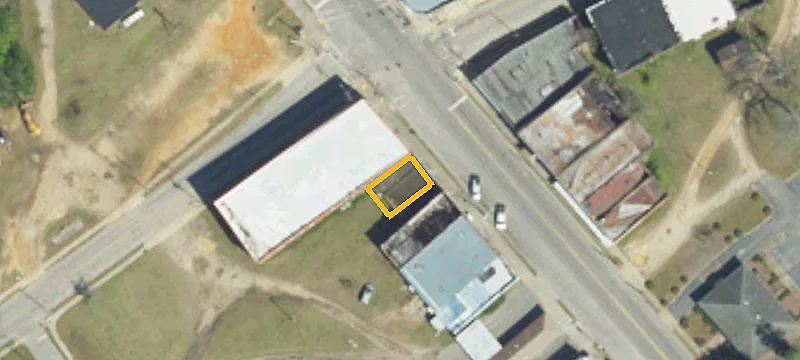 105 Main St