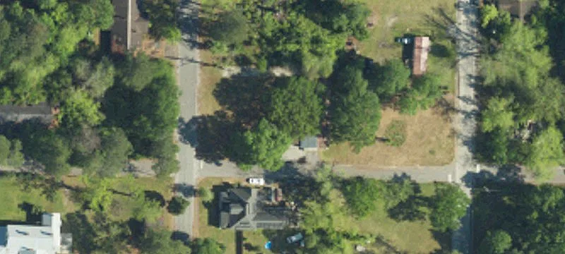 Charleston Ave