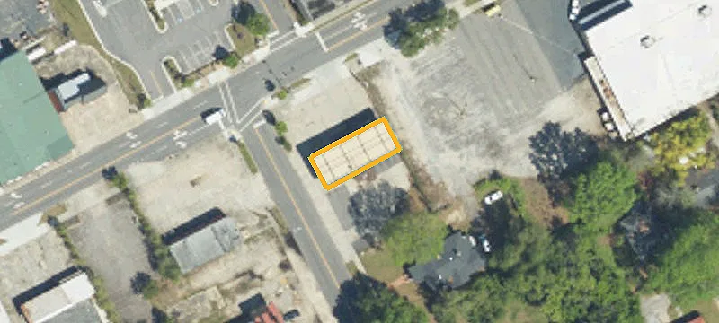 250 Main St