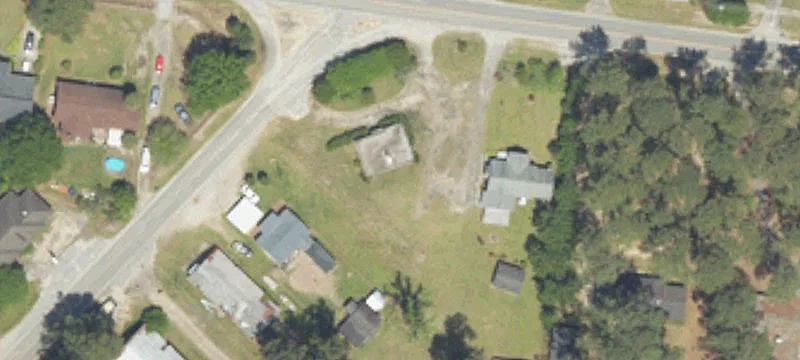 404 Hampton St