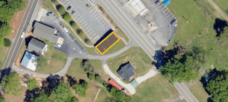 128 Main St