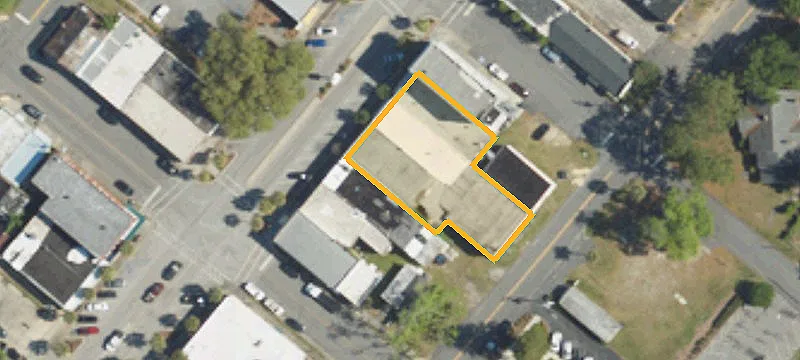 209 Lee Ave