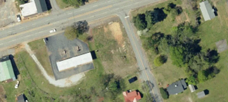 401 Main St