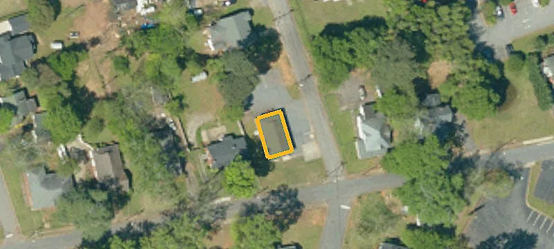 211 Cater St