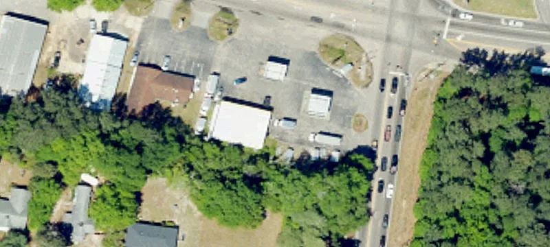2170 University Pkwy