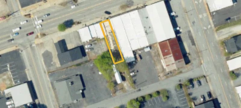 129 Main St