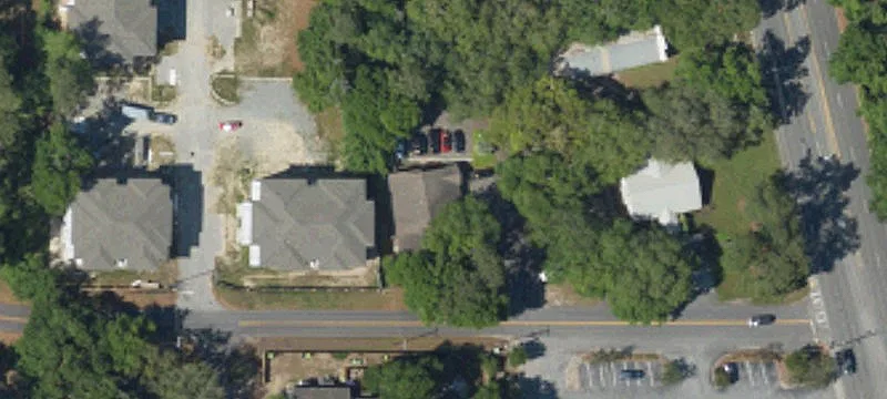 1096 Ribaut Rd