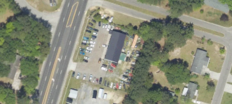 3200 Live Oak Dr