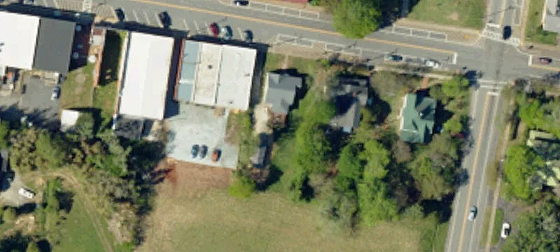 176 Main St