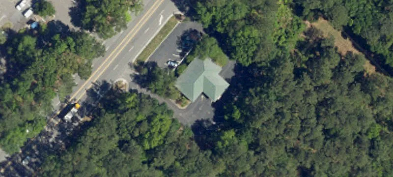 2753 Maybank Hwy