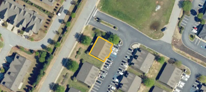 2 Pkwy Cmns Way