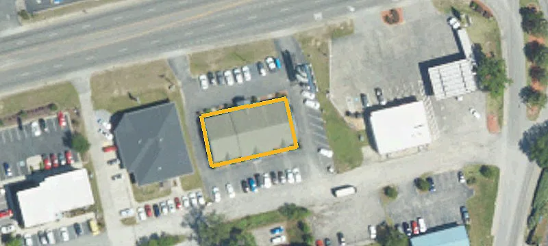 1675 Main St