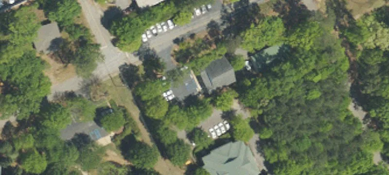 1204 Lexington Ave