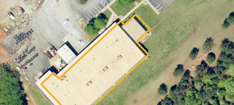 1750 Main St