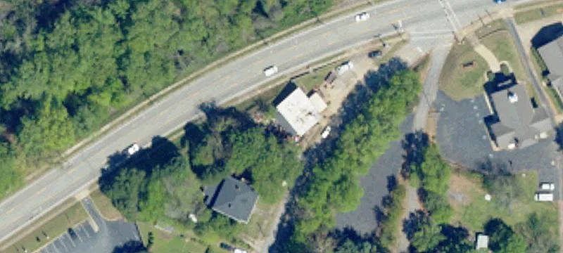 28 Main St