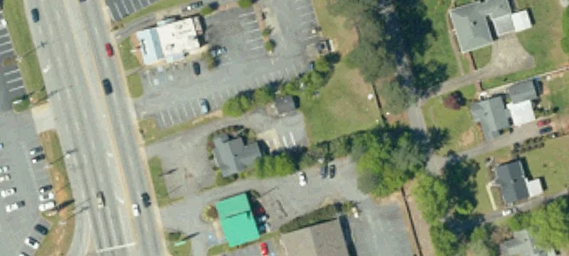 3312 Main St