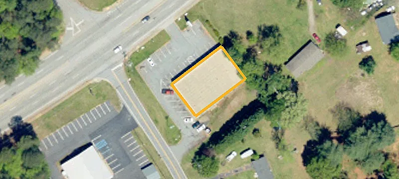 3289 Reidville Rd