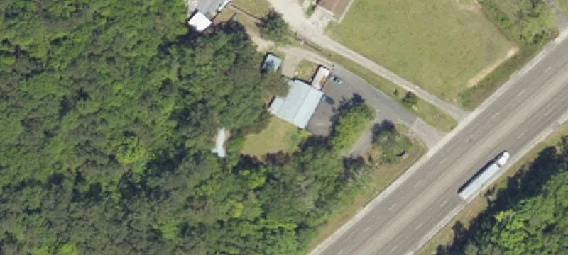 735 Live Oak Dr