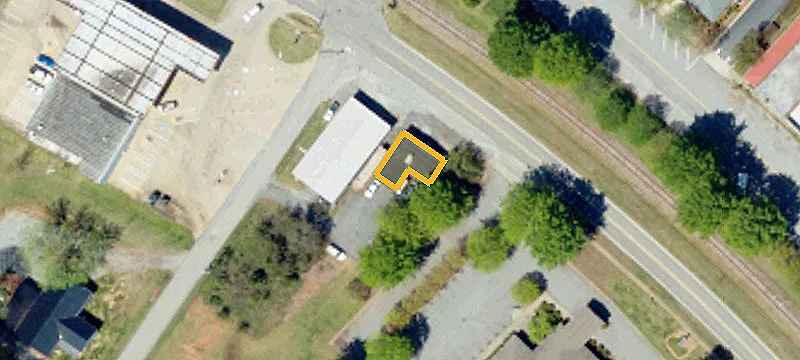 137 Howard Ave
